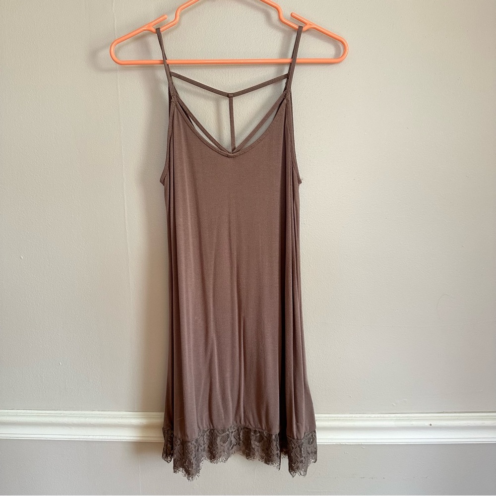 Three Bird Nest/Easel, Taupe/Purple/Gray, Rayon, Womens Small, Lace bottom